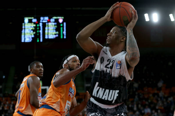 更折射出中 更折射出中