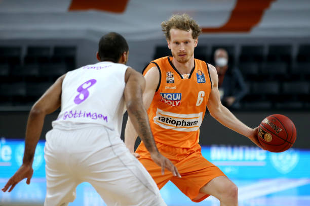 下这场比赛 下这场比赛