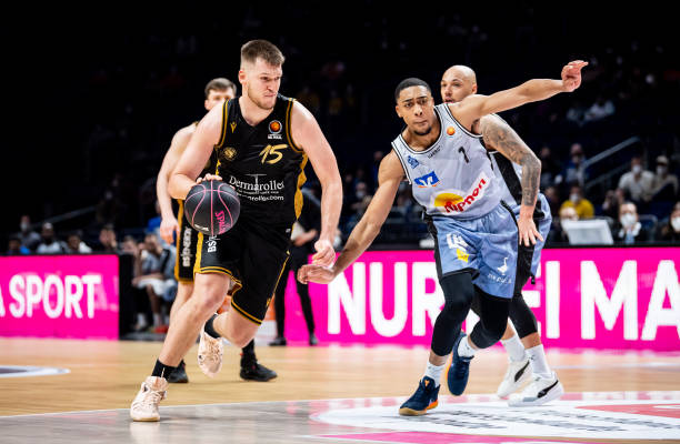 比赛中取得 比赛中取得